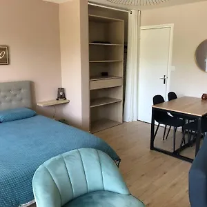 https://bel-appartement-proche-mer-avec-terrasse.inbrittany.com